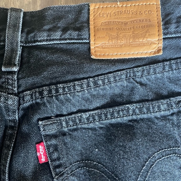 Levi’s Black Denim Skirt - Picture 9 of 13
